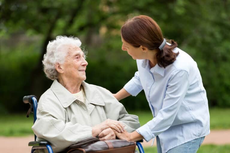 fieldworkhub-audiences-healthcare-caregivers