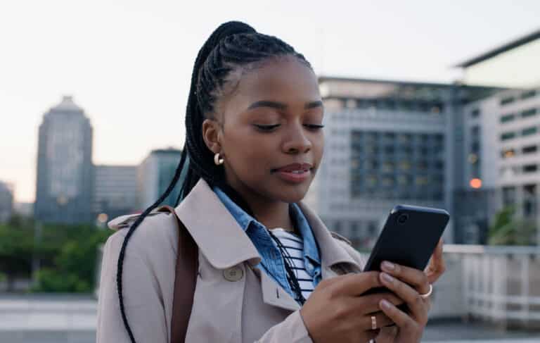fieldworkhub-audiences-understanding-youngprofessionals