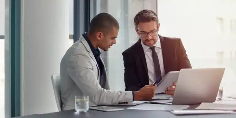 B2B in-depth interview in viewing facility
